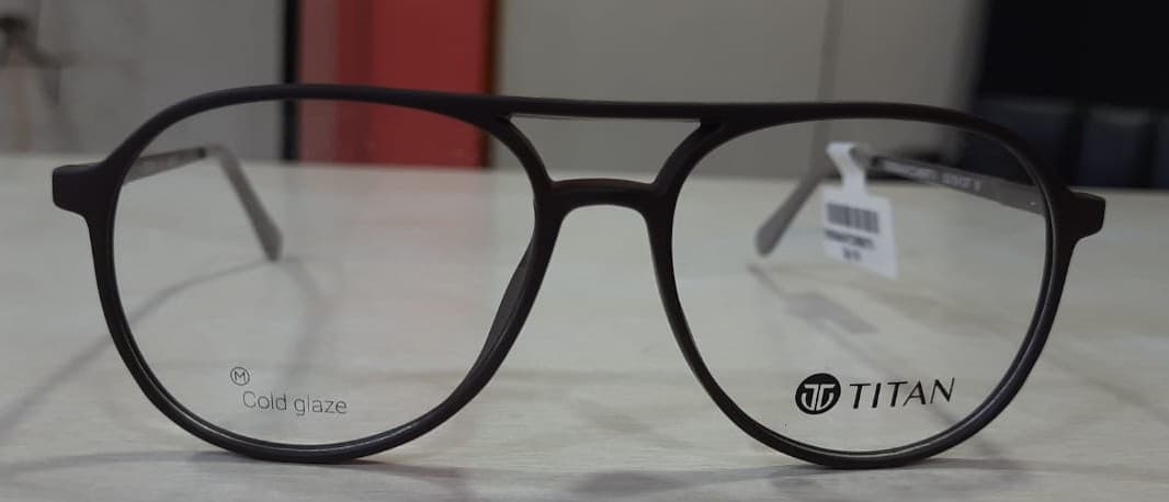 Eyeglasses 21