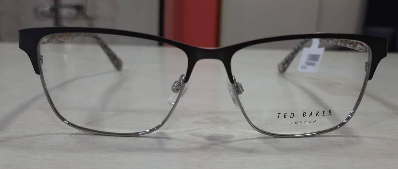 Eyeglasses 24